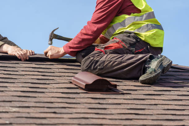 Best Roof Gutter Cleaning  in Gearhart, OR